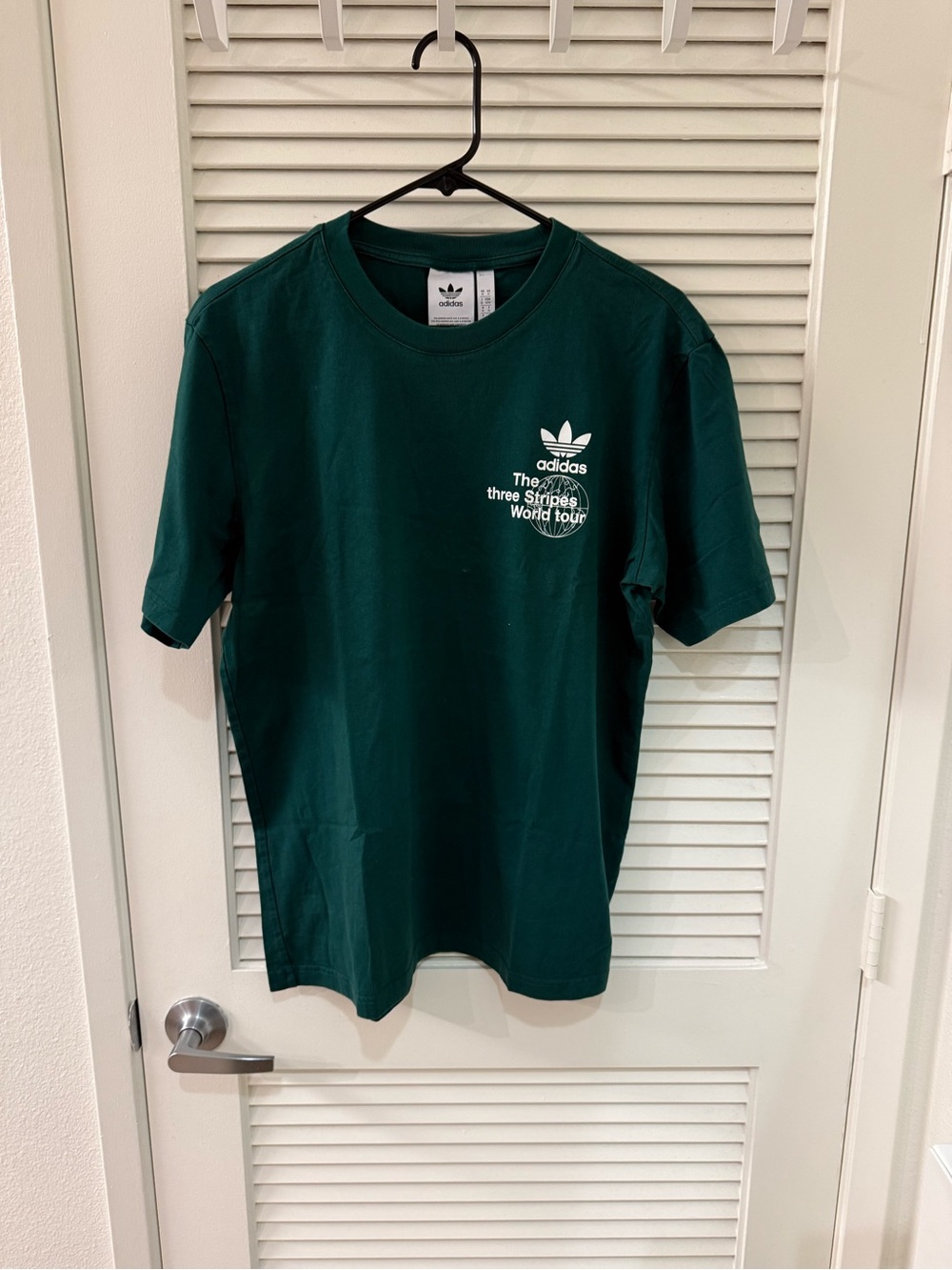 adidas Men's Green World Tour Tee MEDIUM